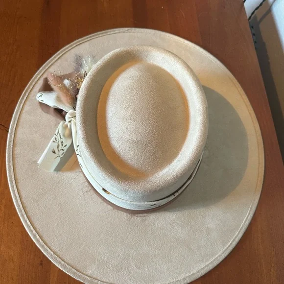 Freebird Georgia Suede Cream embellished Hat - Picture 9 of 9